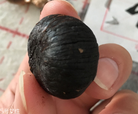 黑蒜是種植出來(lái)的嗎？黑蒜怎么來(lái)的