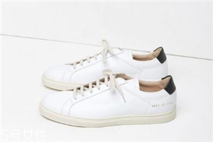小白鞋發(fā)霉了怎么洗掉？小白鞋霉點(diǎn)清洗方法