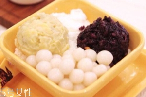 許留山和滿紀甜品哪個好吃？