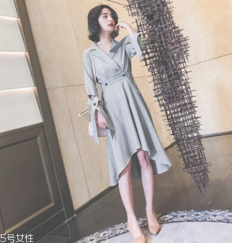 微胖女生穿什么裙子好看？微胖女生穿搭圖片