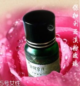 玫瑰精油和基礎油配比 玫瑰精油和底油的調(diào)配方法