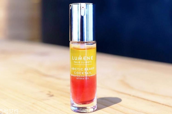 lumene雞尾酒精華油怎么用？能單獨用嗎？