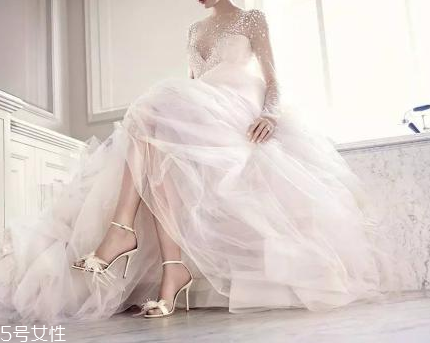 婚鞋只能穿一次嗎？婚鞋結(jié)婚后不能穿了嗎
