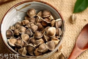 辣木籽是飯前吃還是飯后吃？