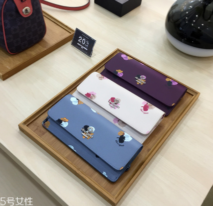 錢包是長款好還是短款好？錢包長款和短款的區(qū)別