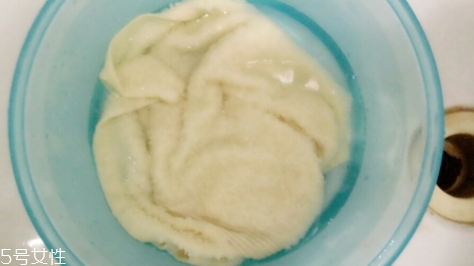 尤加利精油味道是什么？好聞嗎