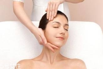 脖子長痘痘怎么辦 教你脖子護(hù)理方法