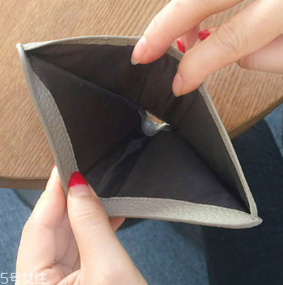 錢包里放多少錢合適？錢包里一般放多少錢