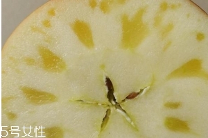 冰糖心蘋果爛心是什么原因？冰糖心蘋果里面發(fā)黑