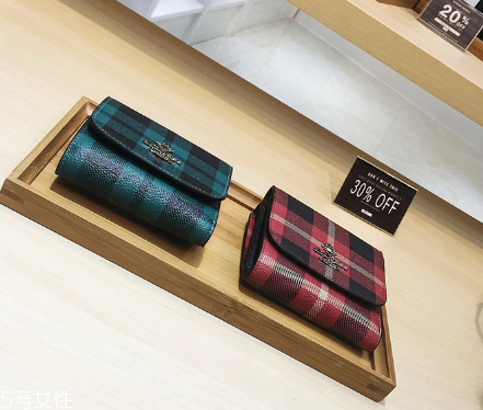 錢包需要經(jīng)常換嗎？錢包更換的時間間隔