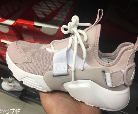 健身穿什么衣服好？健身穿搭推薦