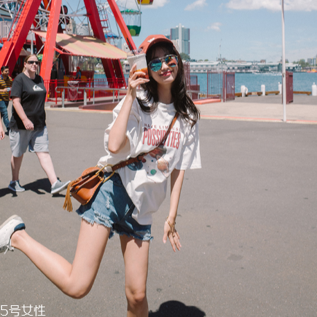 拍照穿什么衣服好看？最適合拍照的衣服推薦