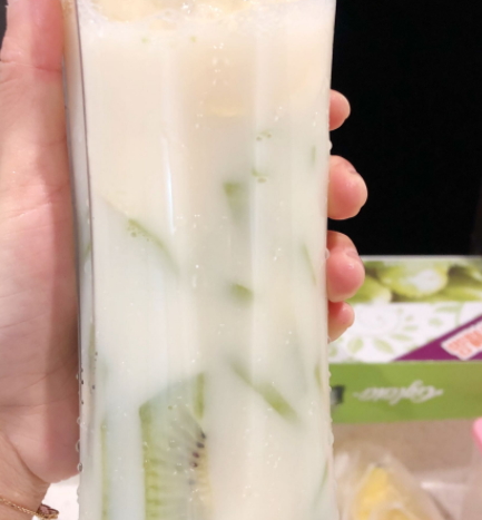 skg和小熊哪個(gè)品牌好？skg和小熊對(duì)比
