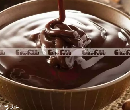 巧克力糖漿怎么做？巧克力糖漿可以做什么？