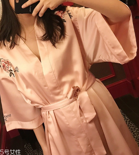 睡衣腰帶怎么系？睡衣腰帶常見系法