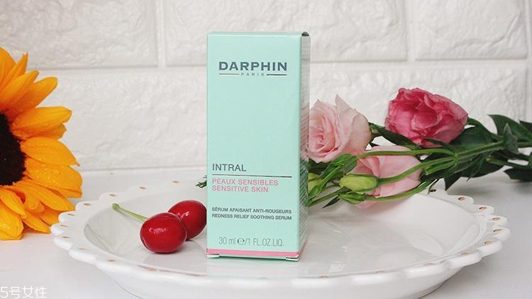 darphin多效舒緩精華液敏感肌能用嗎？油皮能用嗎？