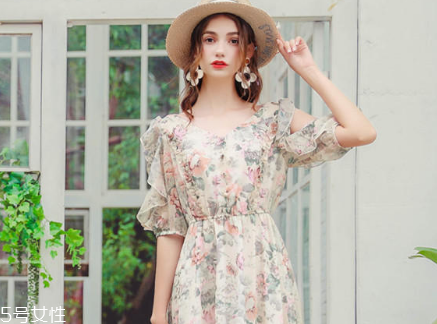 小個(gè)子女生穿什么裙子好看？小個(gè)子女生穿搭技巧