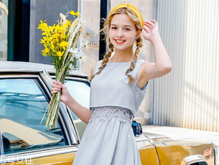 小個(gè)子女生穿什么裙子好看？小個(gè)子女生穿搭技巧
