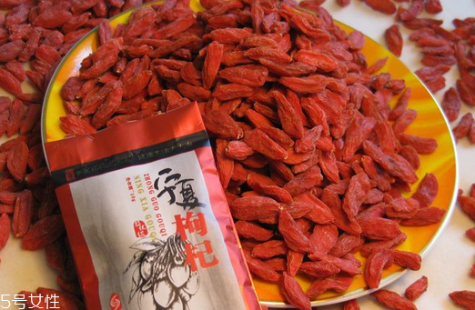 枸杞是大的好還是小的好？枸杞買大還是買小？