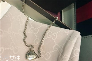 項鏈過敏怎么辦？項鏈過敏處理方法