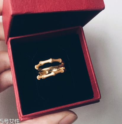 戒指可以戴大拇指嗎？戒指能不能戴在大拇指
