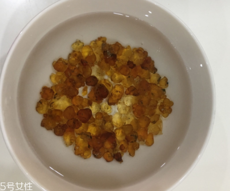 桃膠能和雞蛋一起吃嗎？桃膠配雞蛋可以嗎？