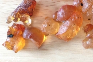 桃膠能治胃病嗎？胃病吃桃膠好嗎？