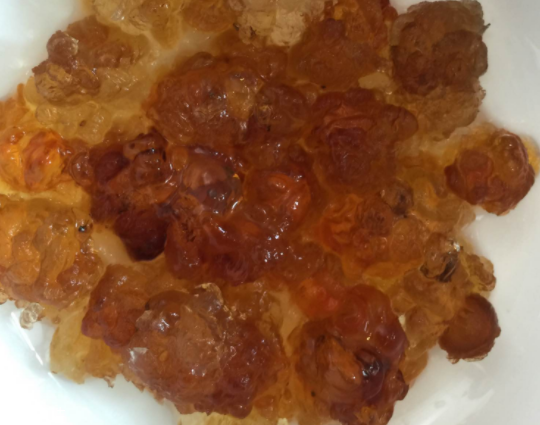 桃膠能治胃病嗎？胃病吃桃膠好嗎？