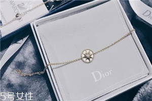 手鏈可以兩只手同時(shí)戴嗎？手鏈可以兩只手一起戴嗎