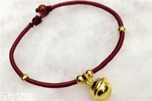 手鏈上的中國結怎么編？手鏈上的中國結編法教程