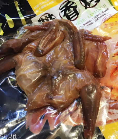 臘雞可以帶上飛機嗎？坐飛機可以帶臘雞嗎？