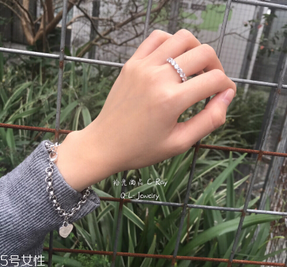 手鏈發(fā)黑如何清洗？手鏈變黑了怎么辦