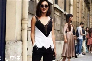 皮膚黑夏天穿什么顏色？黑皮膚適合什么顏色衣服