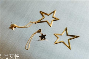 耳環(huán)一般多少克一對？耳環(huán)常見克數(shù)