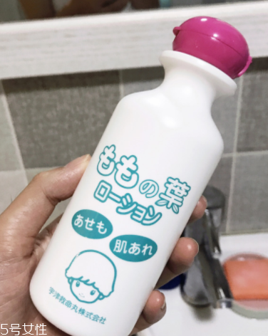 宇津桃子水綠跟粉有什么區(qū)別？