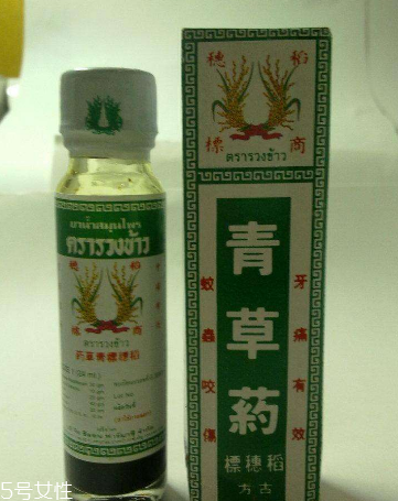 青草油可以治腳氣嗎？青草油治腳氣好用嗎？