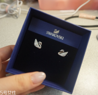 耳釘對耳唇有什么危害？耳釘對耳朵有哪些害處？