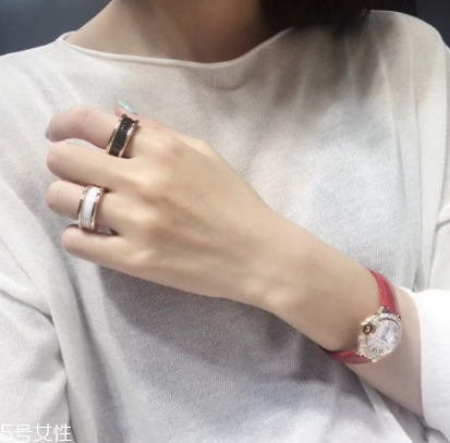寶格麗陶瓷戒指多少錢？寶格麗陶瓷戒指專柜價格