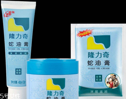 蛇油膏能治灰指甲嗎？灰指甲能用蛇油膏治嗎？