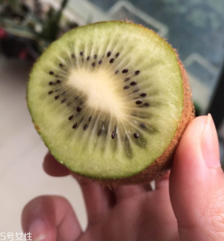 綠心獼猴桃怎么催熟？綠心獼猴桃的催熟方法
