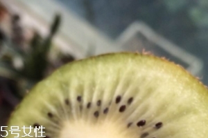 獼猴桃是上火還是降火？上火能吃獼猴桃嗎？