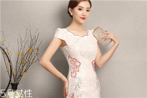 中國風(fēng)連衣裙怎么搭配？中國風(fēng)連衣裙搭配圖片