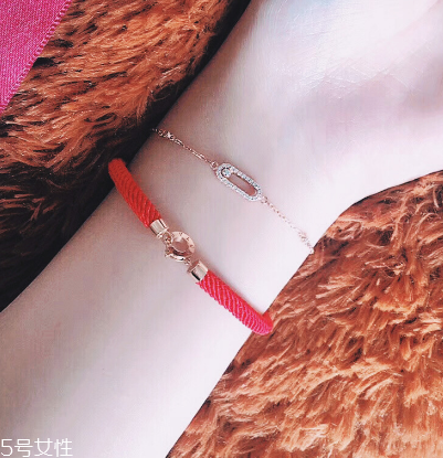 寶格麗紅繩多少錢？寶格麗紅繩手鏈專柜價格