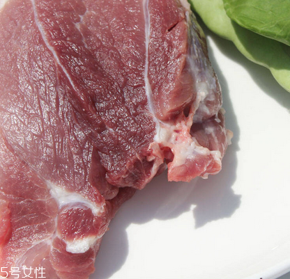 黑豬肉是黑色嗎？黑豬肉什么顏色？