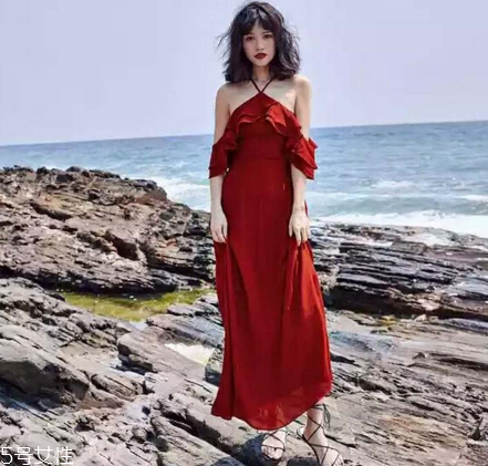 胸大適合什么連衣裙？胸大穿什么連衣裙好看？