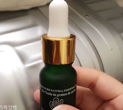 長期美甲有哪些危害 做美甲之后需要注意的事項(xiàng)
