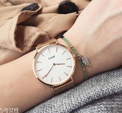 cluse手表怎么調(diào)時(shí)間？cluse手表調(diào)節(jié)時(shí)間方法