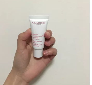 嬌韻詩適合油性肌膚嗎？嬌韻詩適合油皮嗎