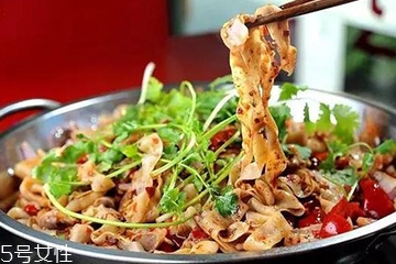 雞肝能在微波爐加熱嗎？雞肝在微波爐加熱會(huì)爆炸嗎？