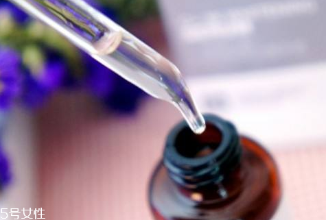 精華液去皺紋嗎？皺紋可以用精華液去除嗎？